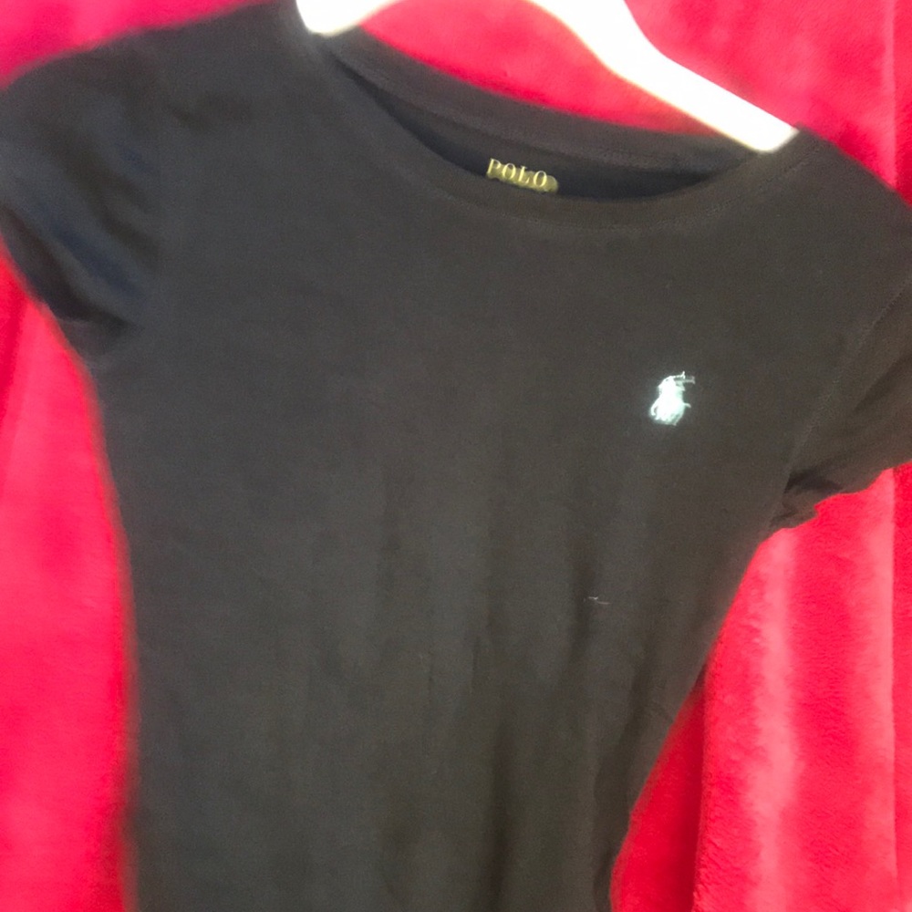 Short sleeved tee shirts barely worn